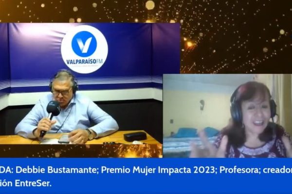 Debbie Bustamante en Radio Valparaíso